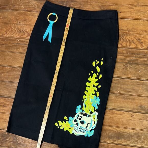 Women’s Lucky 13 Apparel black pencil skirt skull size small - Picture 6 of 9